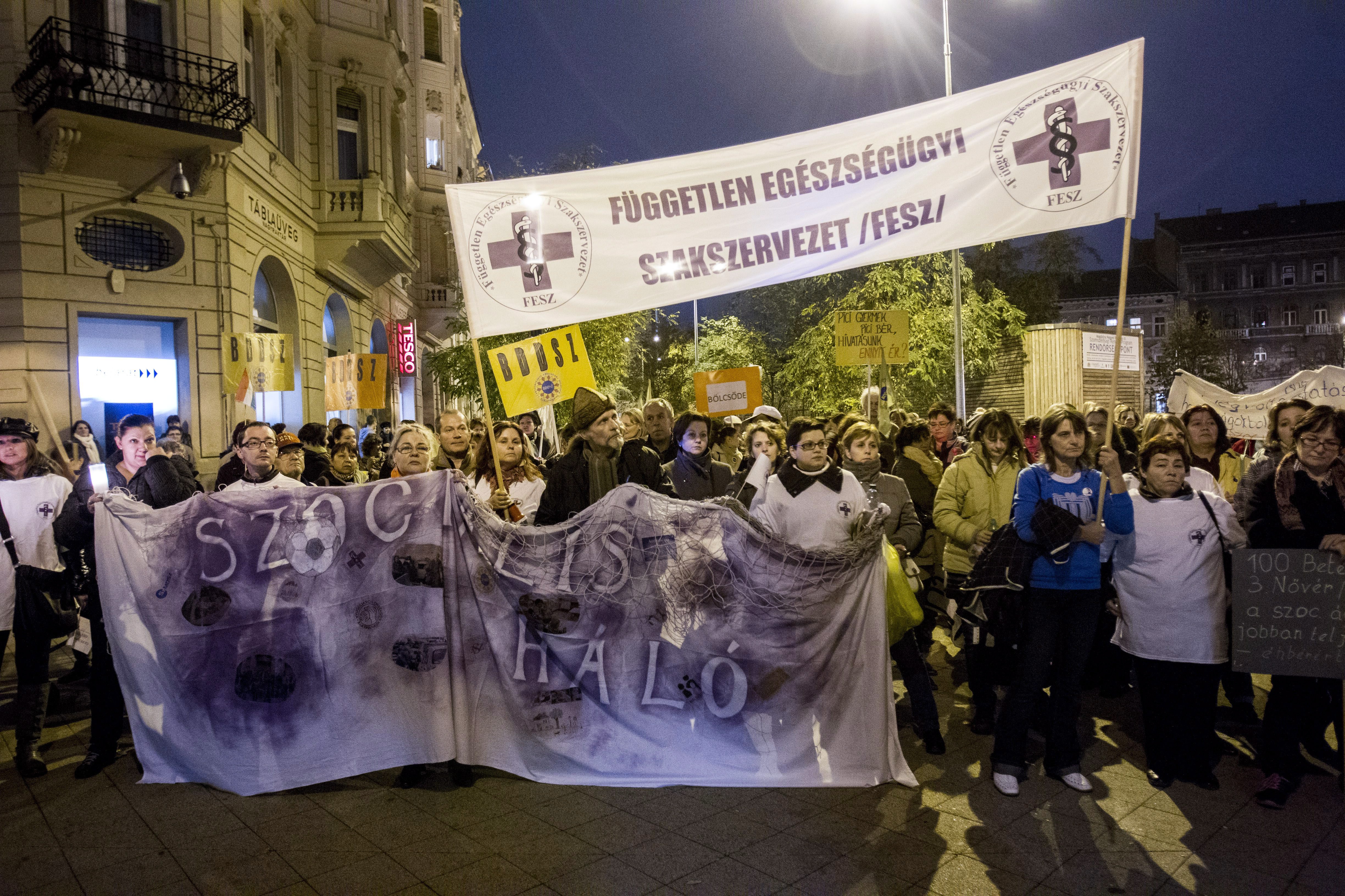 Sztrájkra készülnek